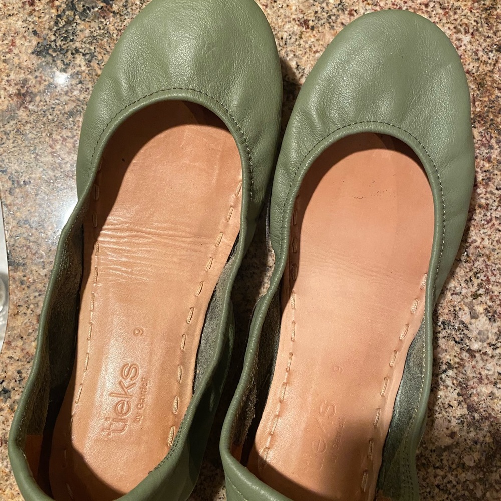 SOLD - Tieks Bundle
